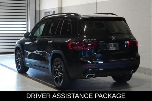 Night Black 2026 Mercedes-Benz GLB 250 4MATIC