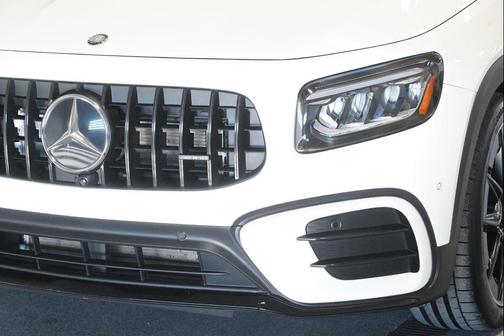 Polar White 2026 Mercedes-Benz AMG GLB 35 4MATIC