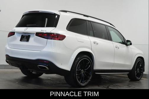2025 Mercedes-Benz GLS 580 4MATIC