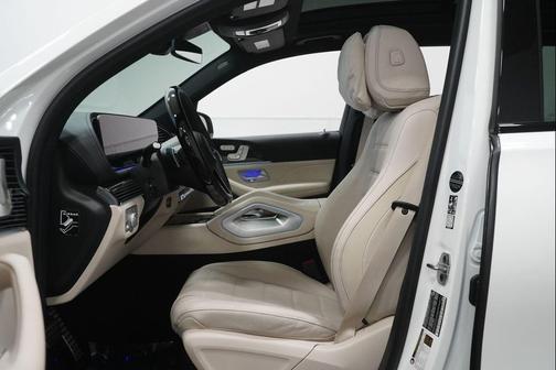 2025 Mercedes-Benz GLS 580 4MATIC