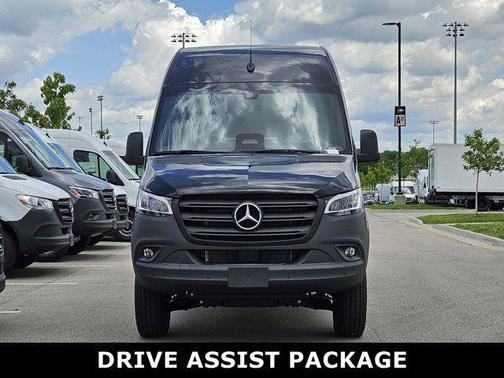 2025 Mercedes-Benz Sprinter 2500 High Roof