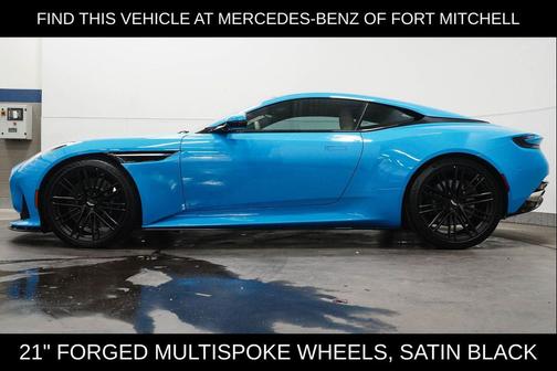 2025 Aston Martin DB12 COUPE