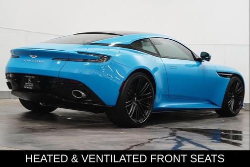 2025 Aston Martin DB12 COUPE