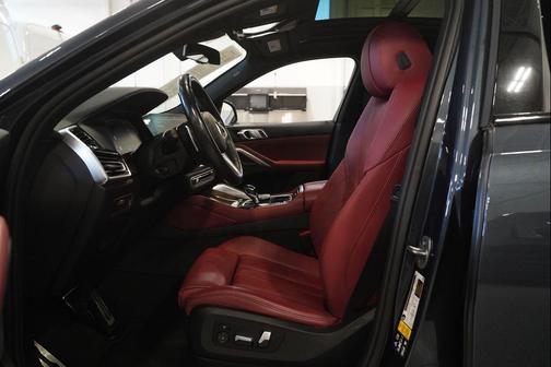 2022 BMW X6 xDrive40i
