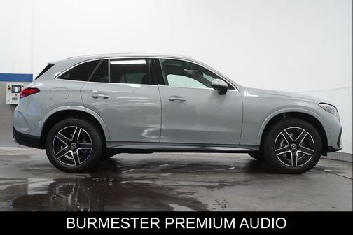 2026 Mercedes-Benz GLC 300 4MATIC