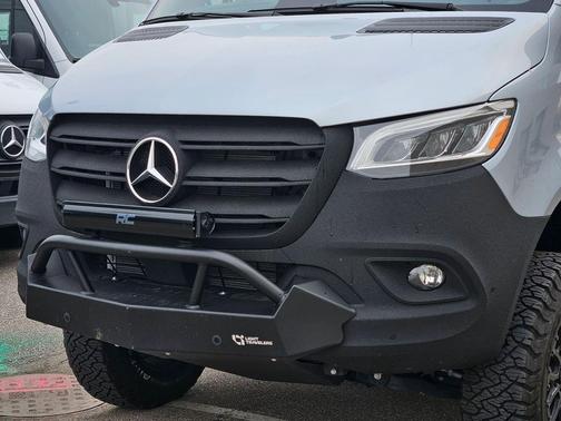 2025 Mercedes-Benz Sprinter 2500 High Roof