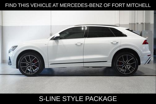 Glacier White Metallic 2021 Audi Q8 55 Premium Plus