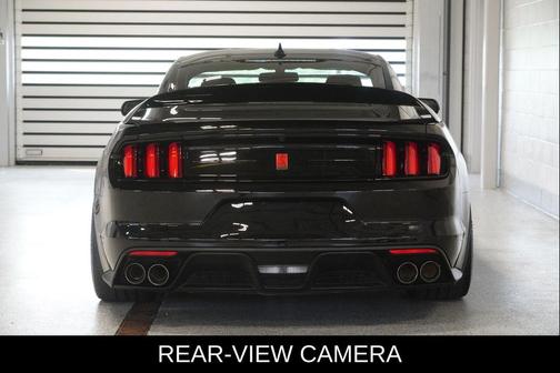 SHADOW BLACK 2020 Ford Shelby GT350R Base
