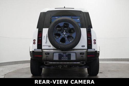 2022 Land Rover Defender 110 X-Dynamic HSE
