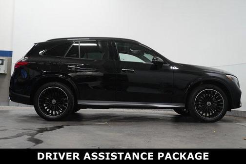 2025 Mercedes-Benz GLC 350e Base