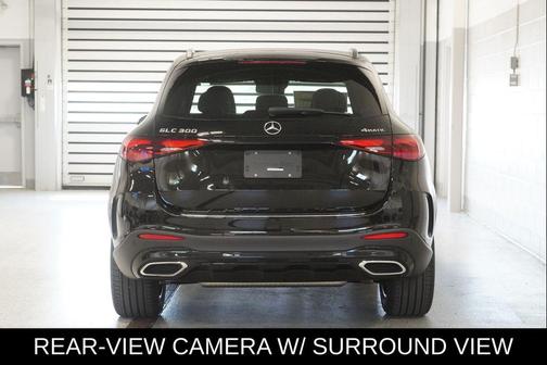 Black 2027 Mercedes-Benz GLC 300 4MATIC