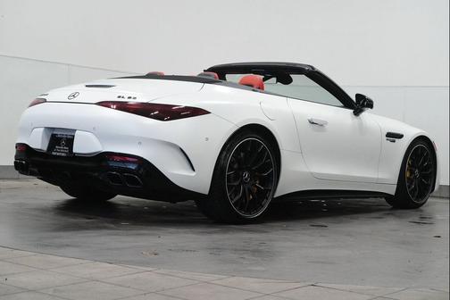2022 Mercedes-Benz AMG SL 63 Base
