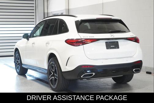 Polar White 2026 Mercedes-Benz GLC 300 4MATIC
