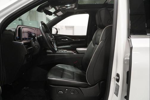 2021 Cadillac Escalade ESV Premium Luxury