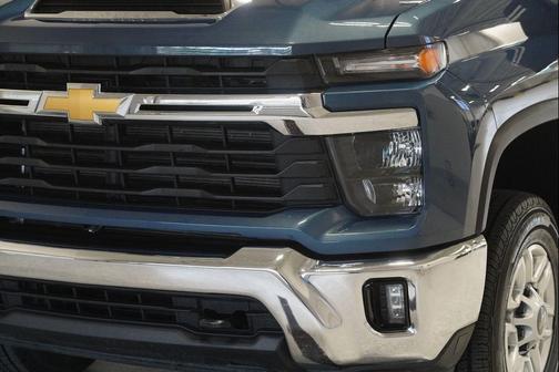 Lakeshore Blue Metallic 2024 Chevrolet Silverado 2500 LT