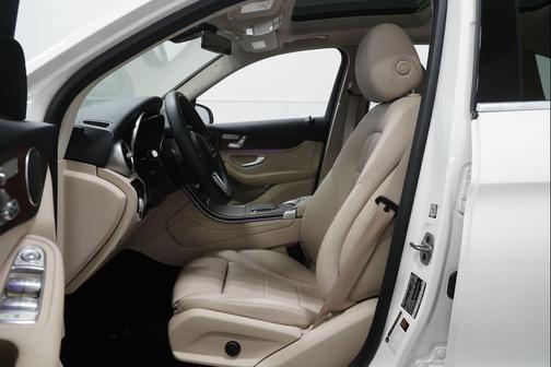 2021 Mercedes-Benz GLC 300 4MATIC