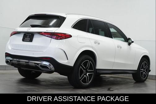 2026 Mercedes-Benz GLC 300 4MATIC