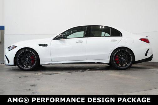 2024 Mercedes-Benz AMG C 63 S E Performance