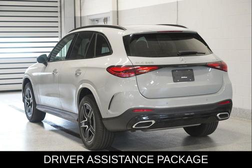MANUFAKTUR Alpine Grey 2026 Mercedes-Benz GLC 300 4MATIC