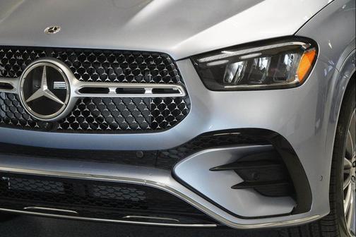 MANUFAKTUR Cote d'Azur Light Blue Metallic 2026 Mercedes-Benz GLE 350 4MATIC