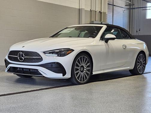 MANUFAKTUR Moonlight White Metallic 2026 Mercedes-Benz CLE 450 4MATIC
