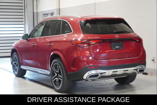 MANUFAKTUR Patagonia Red Metallic 2026 Mercedes-Benz GLC 300 4MATIC