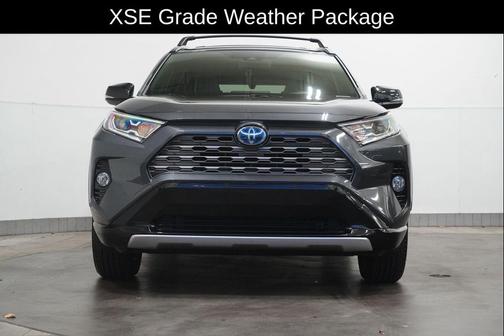 2020 Toyota RAV4 Hybrid SE