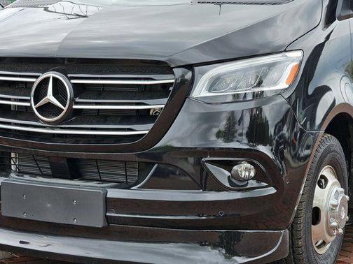 Obsidian Black Metallic 2024 Mercedes-Benz Sprinter 3500XD High Roof
