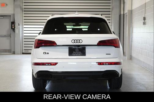 Arkona White 2024 Audi Q5 45 S line Premium