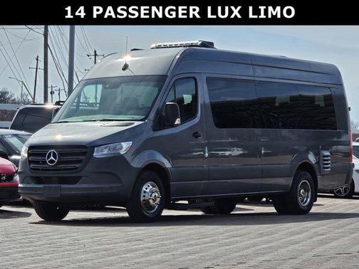 2022 Mercedes-Benz Sprinter 4500 High Roof V6