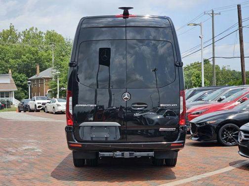 Obsidian Black Metallic 2024 Mercedes-Benz Sprinter 3500XD High Roof