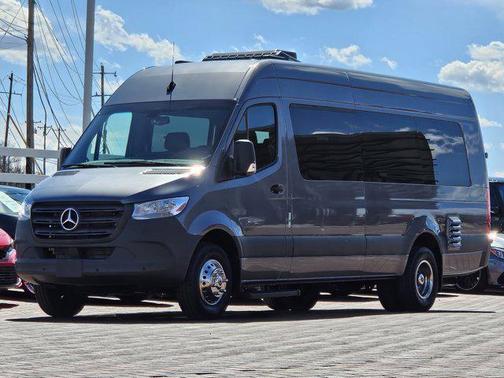 2022 Mercedes-Benz Sprinter 4500 High Roof V6