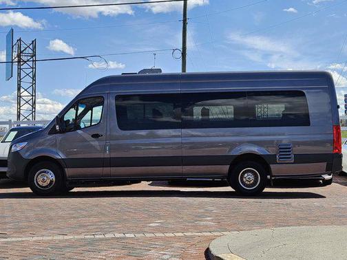 2022 Mercedes-Benz Sprinter 4500 High Roof V6