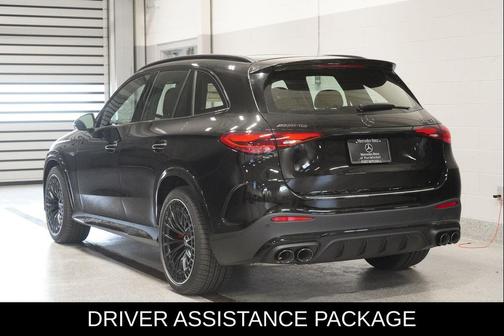 Black 2027 Mercedes-Benz GLC 350e Base
