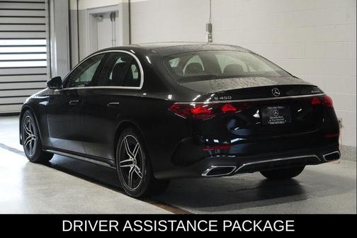 Obsidian Black Metallic 2026 Mercedes-Benz E-Class 4MATIC