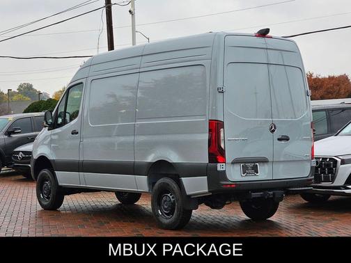 2025 Mercedes-Benz Sprinter 2500 Standard Roof