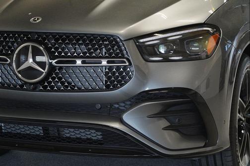 Selenite Grey Metallic 2026 Mercedes-Benz GLE 580 4MATIC