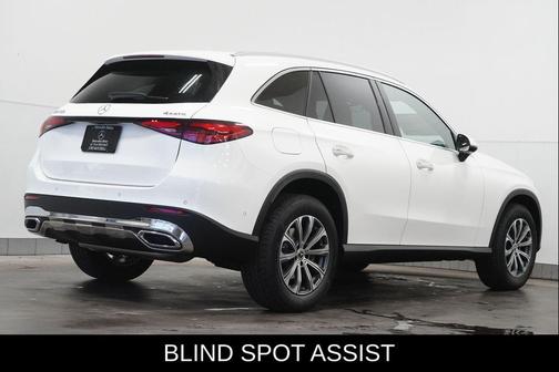 2026 Mercedes-Benz GLC 300 4MATIC