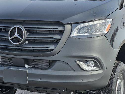 2025 Mercedes-Benz Sprinter 2500 High Roof