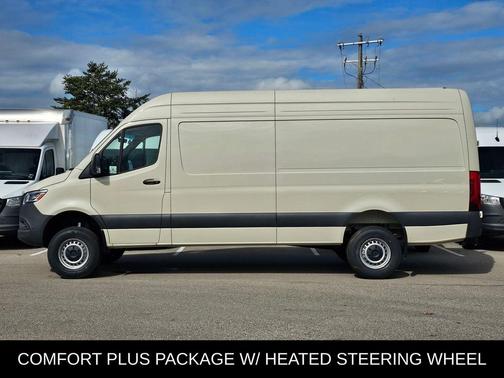 2025 Mercedes-Benz Sprinter 2500 High Roof