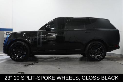 2025 Land Rover Range Rover P400 SE