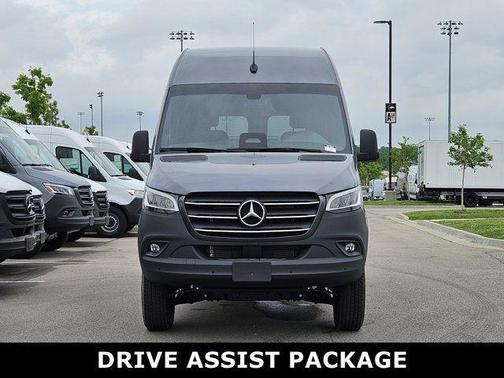 2025 Mercedes-Benz Sprinter 2500 Standard Roof