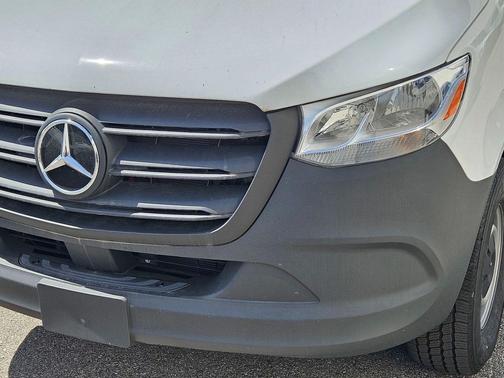 Arctic+White 2025 Mercedes-Benz Sprinter 2500 Standard Roof