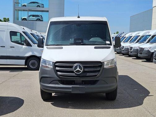 Arctic+White 2025 Mercedes-Benz Sprinter 2500 Standard Roof