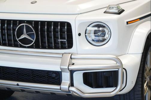 MANUFAKTUR Moonlight White Magno 2025 Mercedes-Benz AMG G 63 G 63 AMG