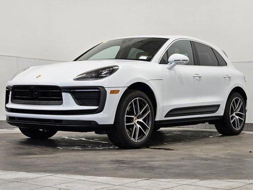 2024 Porsche Macan Base