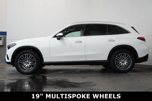 2025 Mercedes-Benz GLC 300 4MATIC