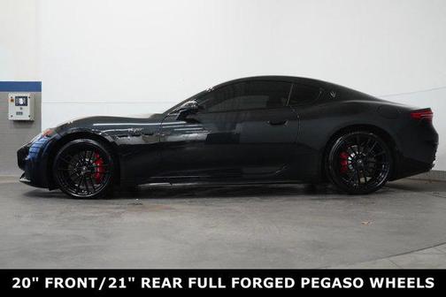 2024 Maserati GranTurismo Trofeo