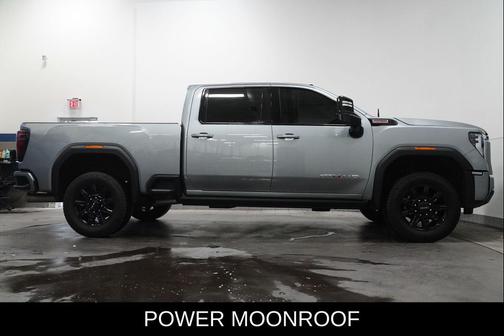 2024 GMC Sierra 2500 AT4