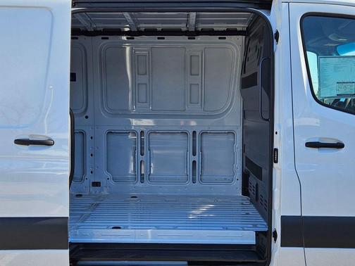 Arctic+White 2025 Mercedes-Benz Sprinter 2500 Standard Roof